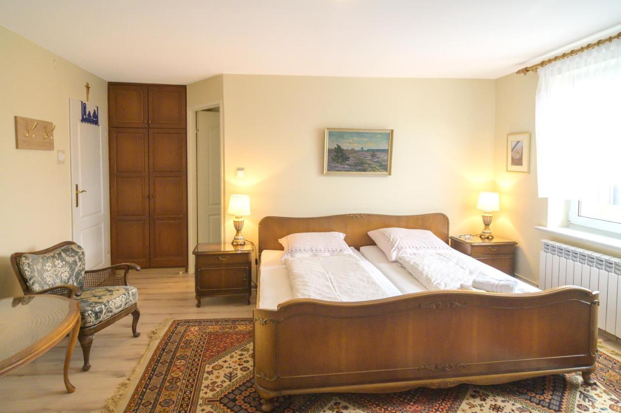 W Ciemno Apartment Exterior photo